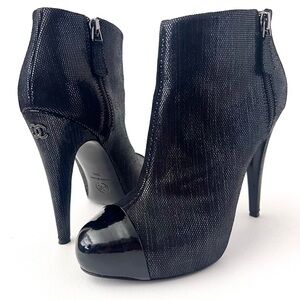 CHANEL | Cap Toe Black Leather Metallic Booties Interlocking CC Logo High Heel
